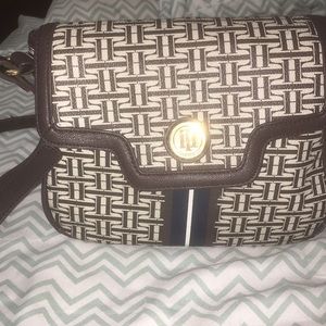 Tommy Hilfiger purse